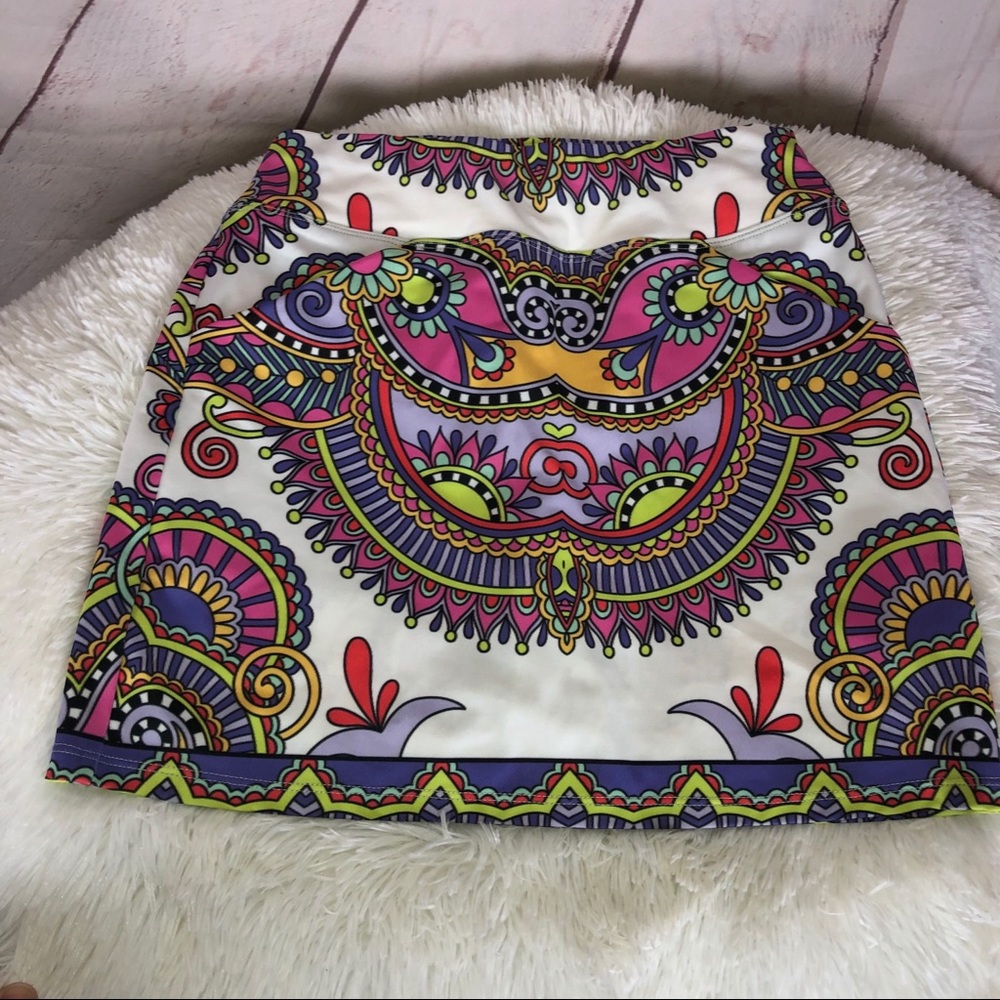 Allie Burke Colorful Skort With Pockets  Size XS